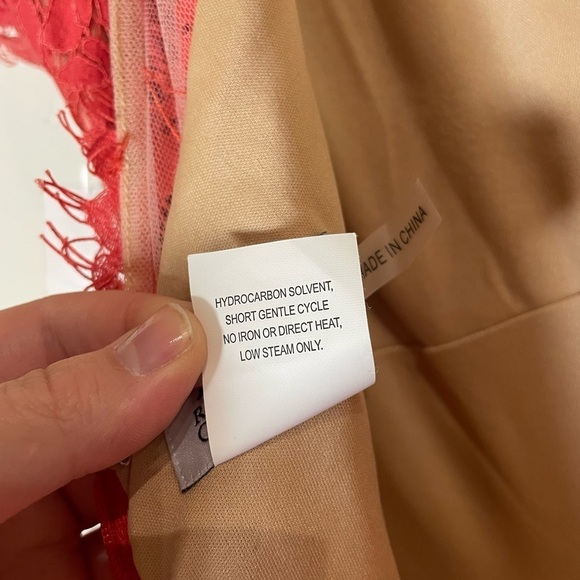 RENE RUIZ COLLECTION NWT Illusion Lace Sheath Gown Coral Size 14 - Picture 10 of 11